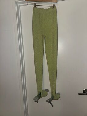 High waisted Sparkly Light Green Knit leggings size S with silver  heels size 38